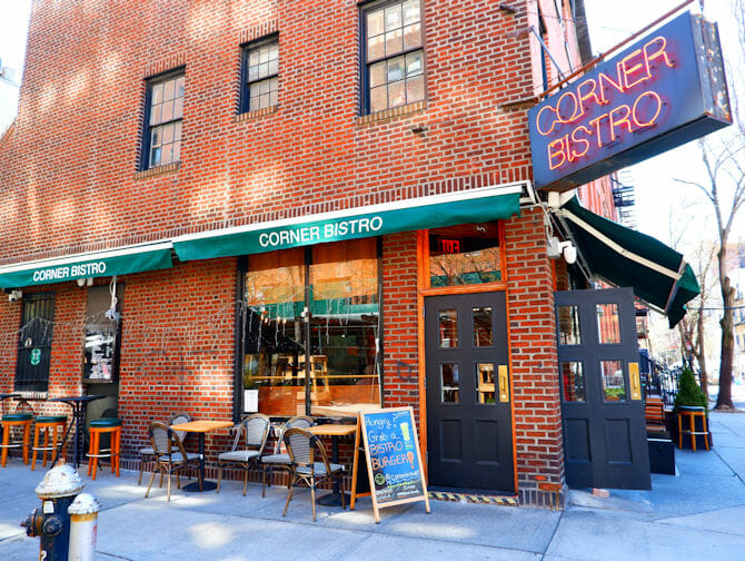 Melhores hamb&uacute;rgueres de Nova York - Corner Bistro