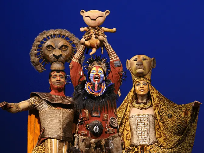 Ingressos para O Rei Leão na Broadway - Rafiki