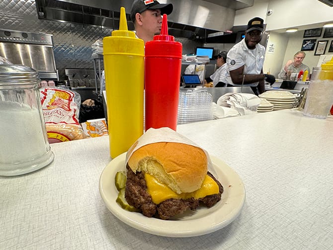 Melhores hamb&uacute;rgueres de Nova York - Hamburger America hamb&uacute;rguer