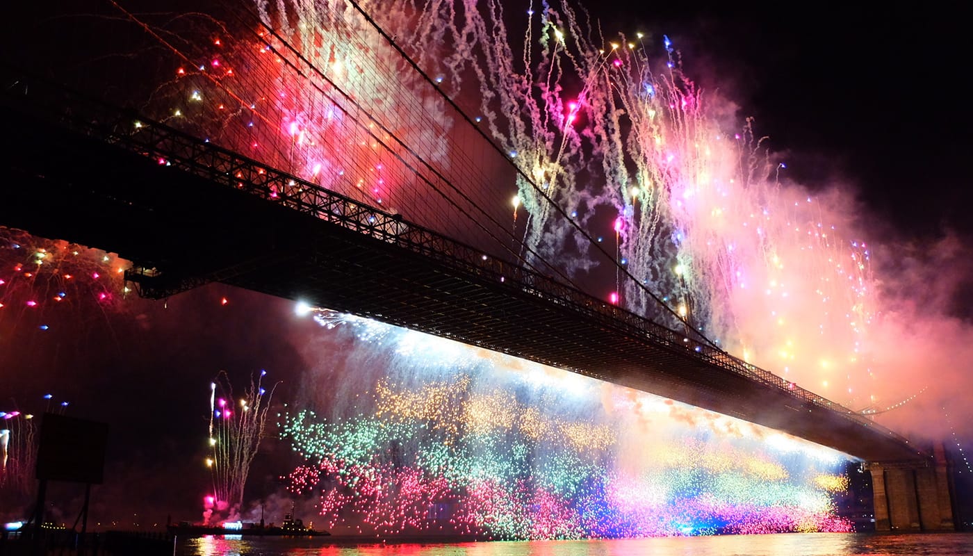 Festas de 4 de julho em Nova York - Show de fogos de artifício